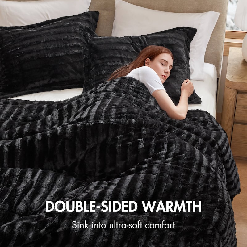 Madison Park York Faux Fur Comforter Mini Set