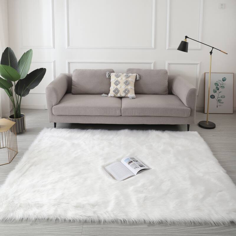 60 in L Ultra Soft Fluffy Faux Fur Sheepskin Area Rug - 3'6"