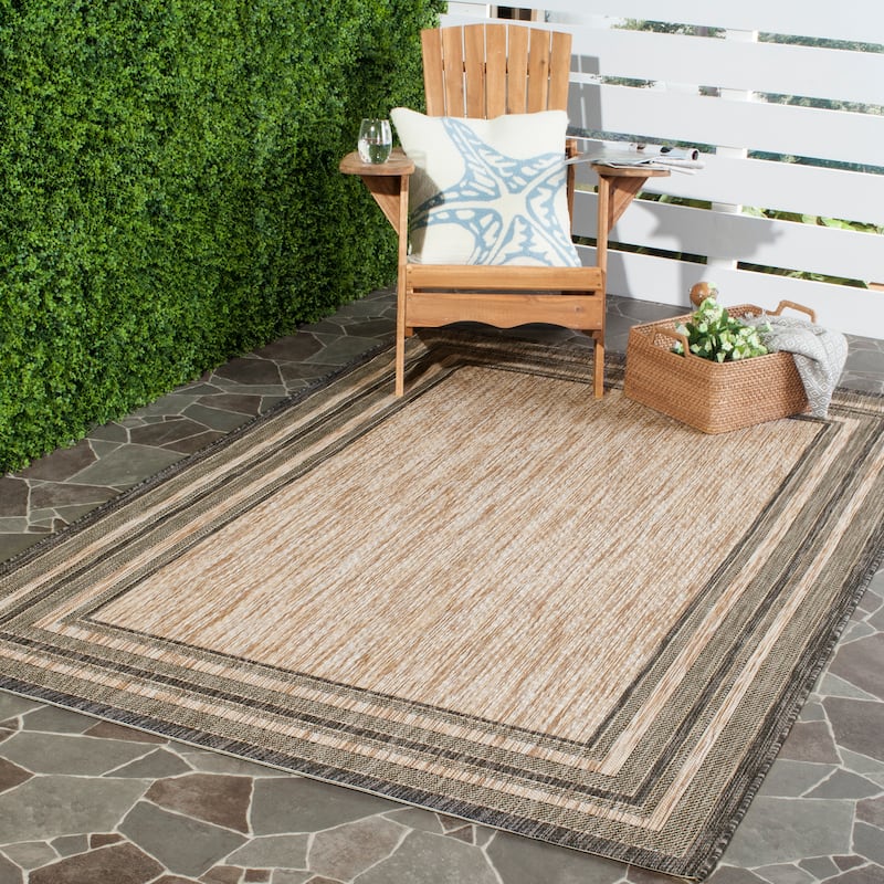 SAFAVIEH Courtyard Vickie Indoor/ Outdoor Waterproof Patio Backyard Rug - 4' x 5'7" - Natural/Black