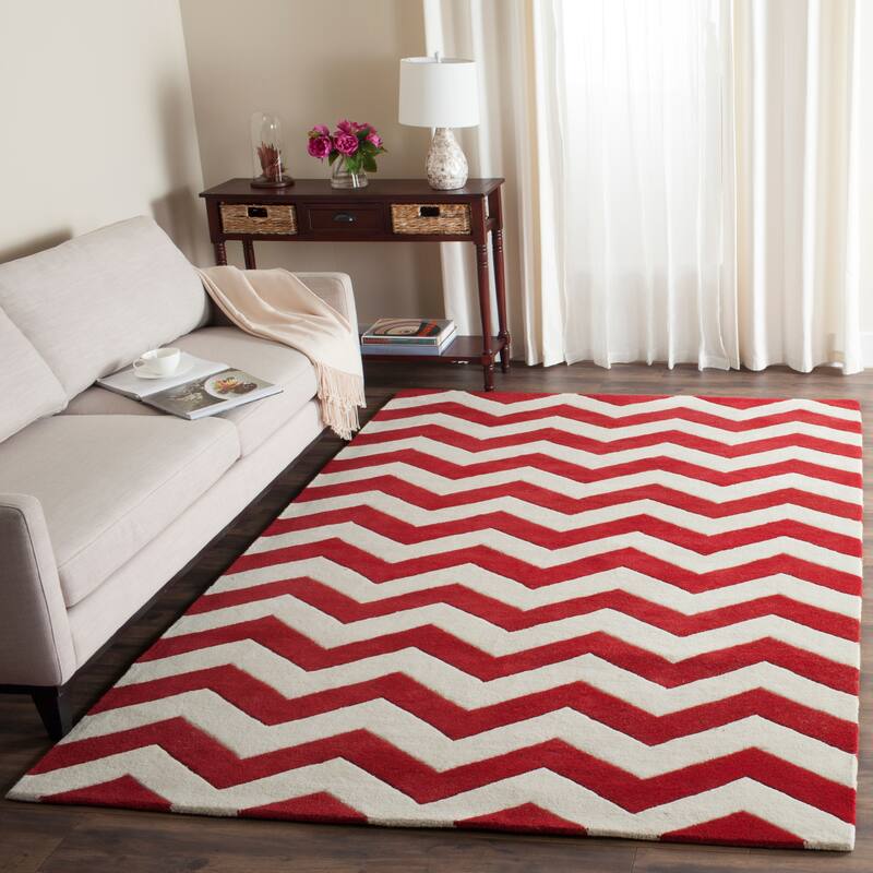 SAFAVIEH Handmade Chatham Traudel Modern Moroccan Wool Rug - 4' x 6' - Red/Ivory