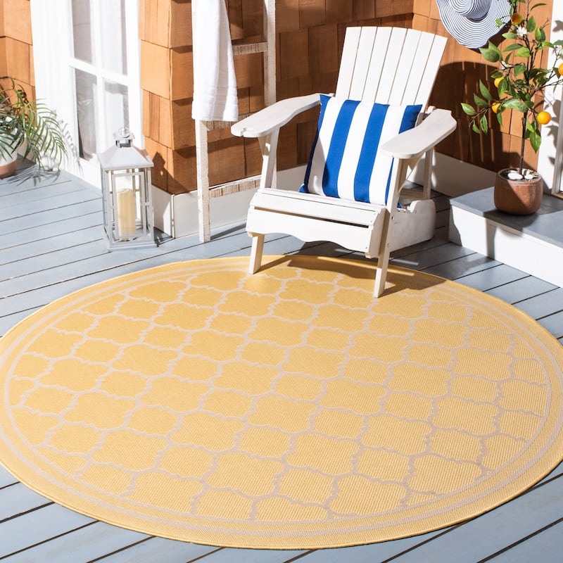 SAFAVIEH Courtyard Kristelle Indoor/ Outdoor Waterproof Patio Backyard Rug - 6'7" Round - Gold/Beige