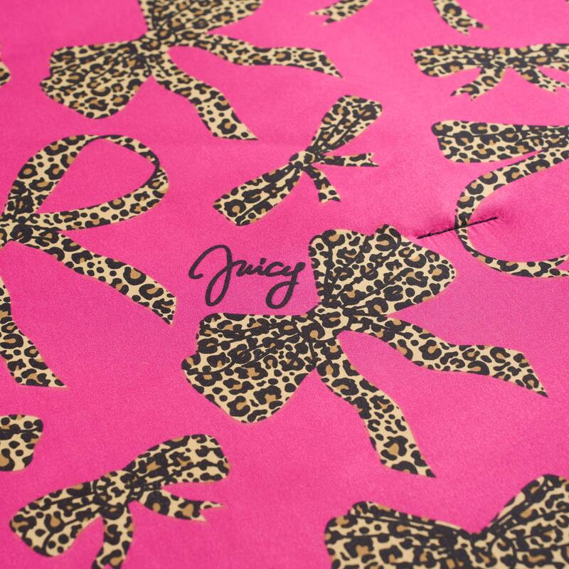 Juicy Couture Solid Plush Reversible Cheetah Bows Comforter Sets