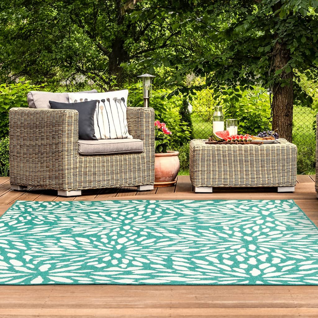 Style Haven Martinique Floral Petals Indoor Outdoor Aqua/ Off-White Area Rug