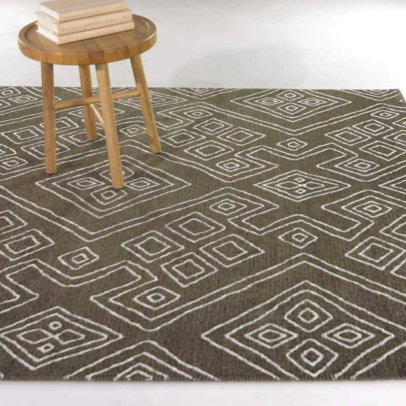Fourie Moroccan Diamond Indoor/Outdoor Area Rug - 7'10" x 10' - Brown
