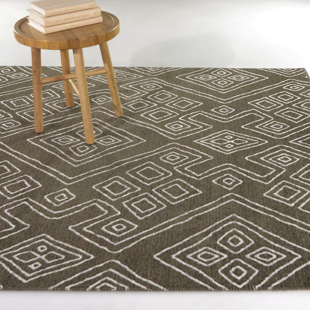 Fourie Moroccan Diamond Indoor/Outdoor Area Rug