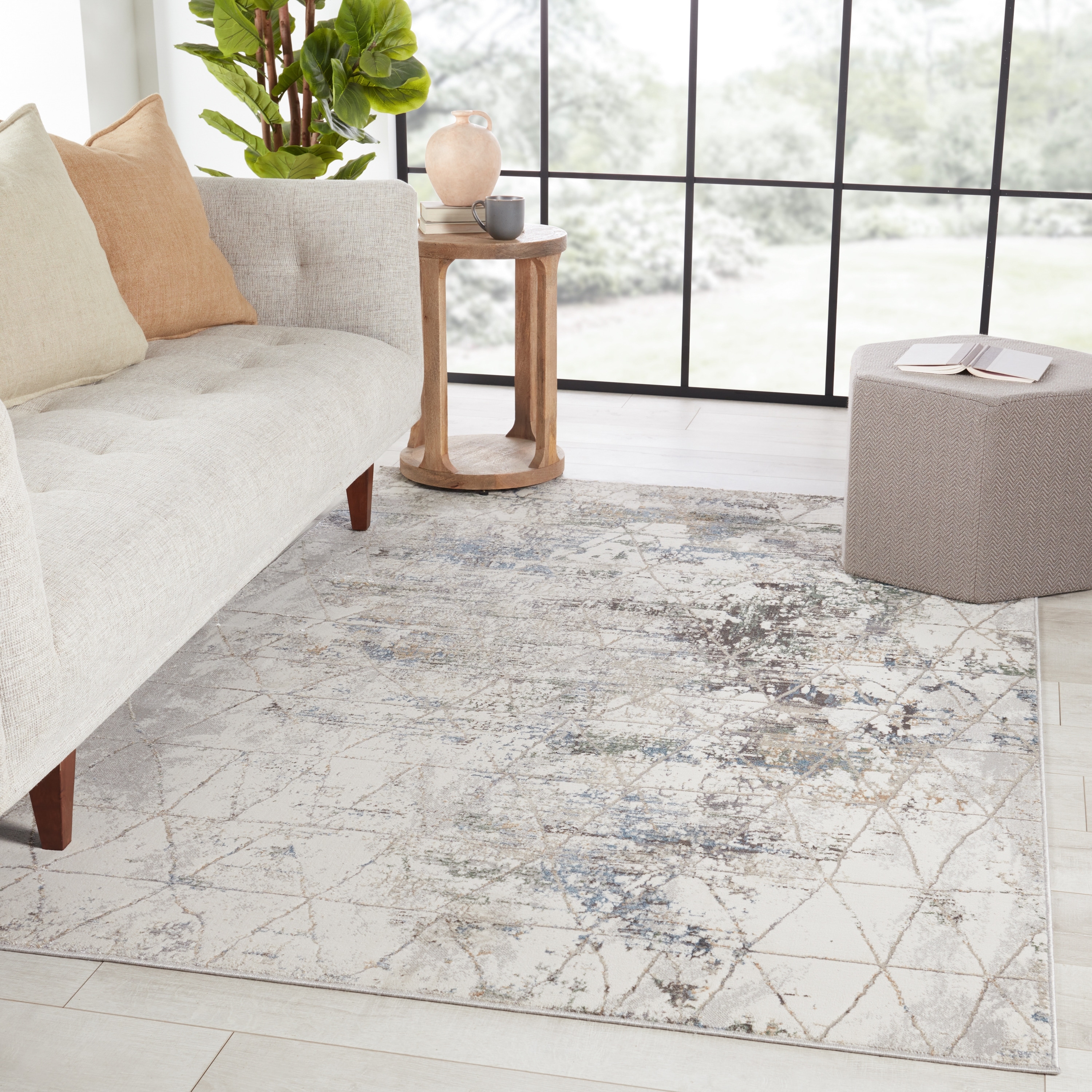 Arya Trellis Gray/ Light Blue Area Rug