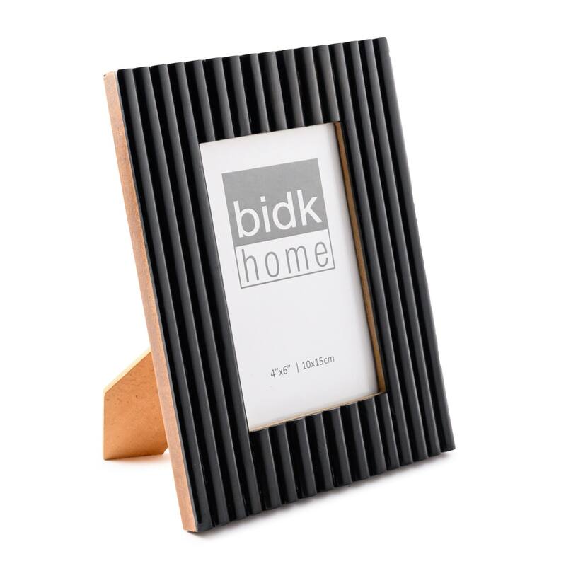 Ridged Patterned Picture Frame - for 4" x 6" Photo - Black - 4-inchx6-inch