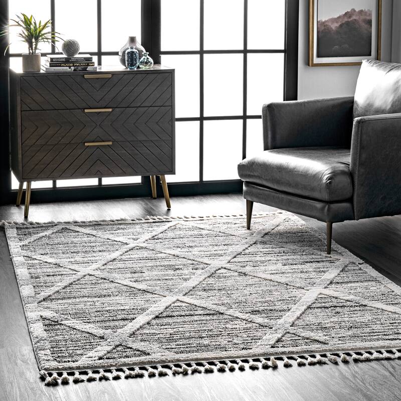 Nuloom Suri Soft Diamond Trellis Textured Area Rug - 4' x 6' - Grey - Rectangle