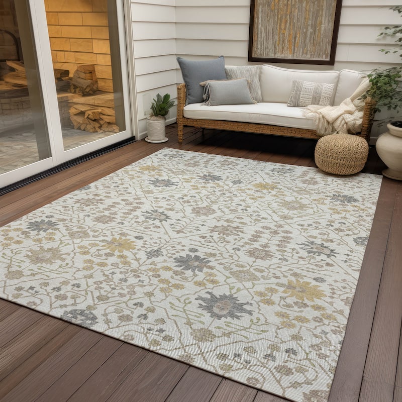 Machine Washable Indoor/ Outdoor Global Traditional Chantille Rug - Ivory - 2'6" x 3'10"