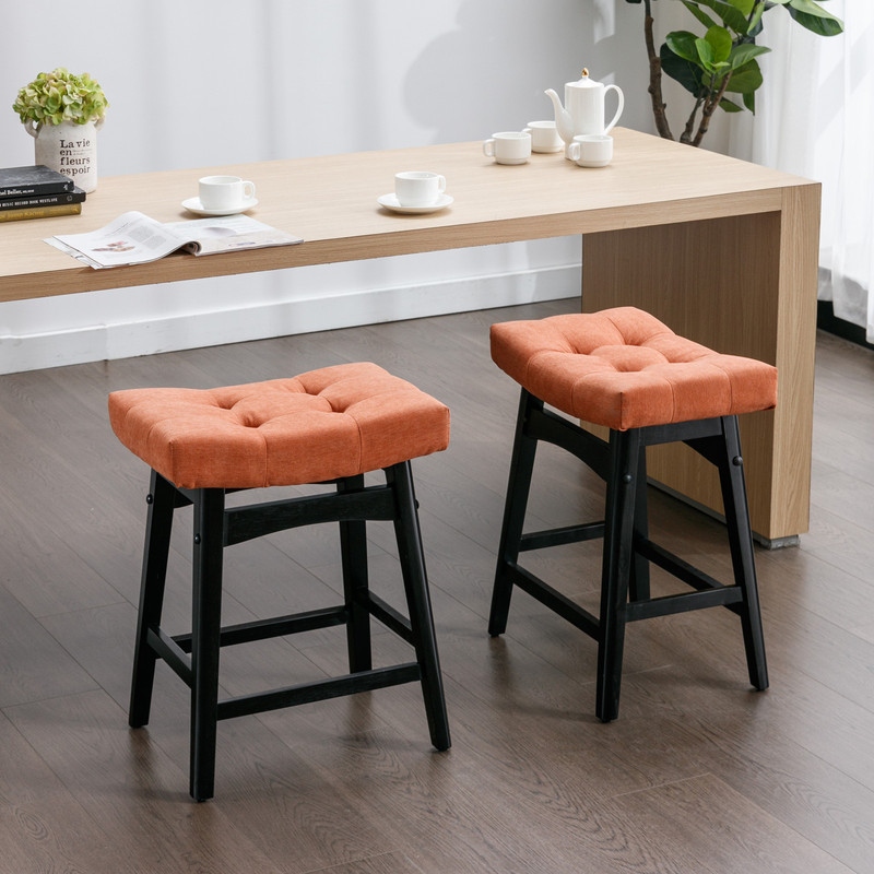 Wooden island 2025 chairs