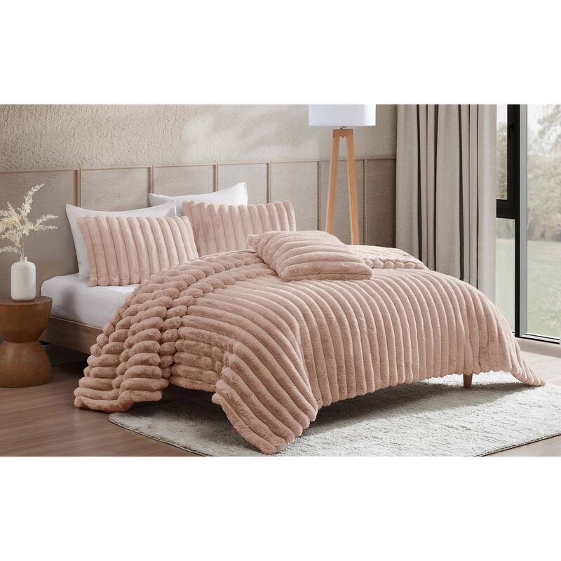 Riverbrook Home Everett Collection - Blush - King - 4 Piece