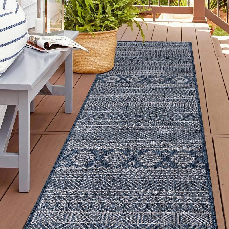 World Rug Gallery Distressed Geometric Bohemian Textured Flat Weave Indoor/Outdoor Area Rug - 2'x7' Runner - Navy