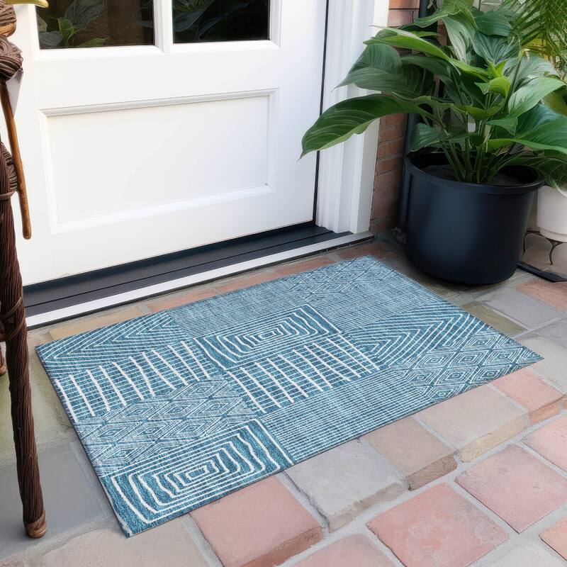 Machine Washable Indoor/ Outdoor Geo Patchwork Chantille Rug