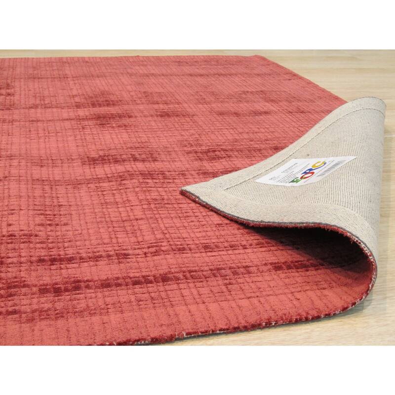Red Handwoven Viscose Contemporary Milano Rug, 8'9 x 11'9, Vibrant Modern Design - L