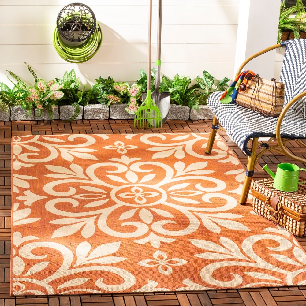 Martha Stewart by SAFAVIEH Bloomfield Indoor/ Outdoor Waterproof Rug