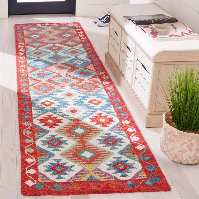 SAFAVIEH Handmade Aspen Bjarnveig Boho Wool Rug