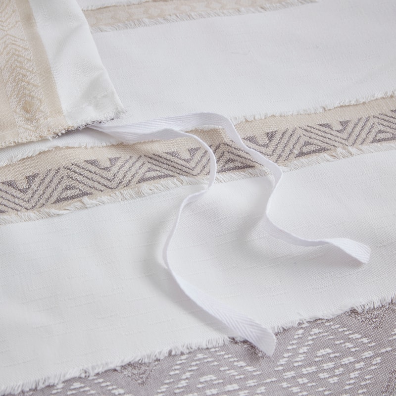 Madison Park Langley 3 Piece Clipped Jacquard Duvet Cover Set (Insert Excluded)