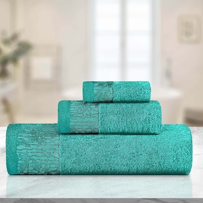 Superior Wisteria Cotton Floral Jacquard 3 Piece Bathroom Towel Set