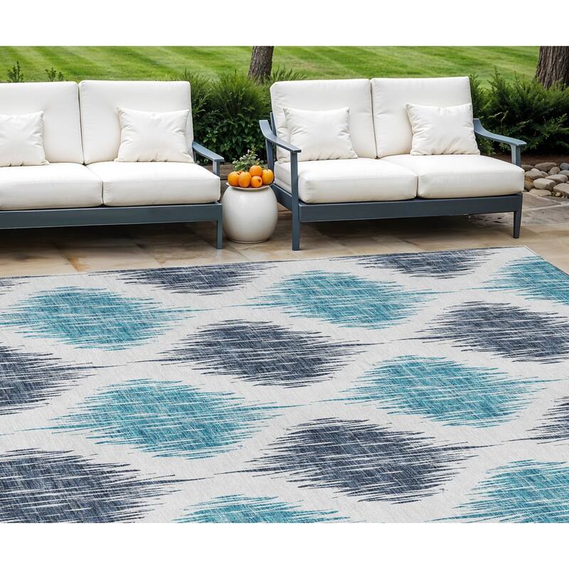 HomeRoots Ikat Transitional Rectangle Outdoor Rug - 9' X 12'