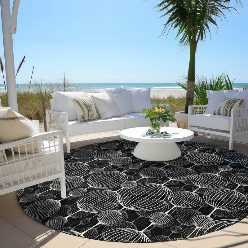 Machine Washable Indoor/ Outdoor Chantille Modern Decor Rug - Black - 8' x 8'