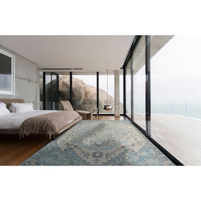 Hand Knotted Wool Ivory Traditional Oriental Heriz Rug
