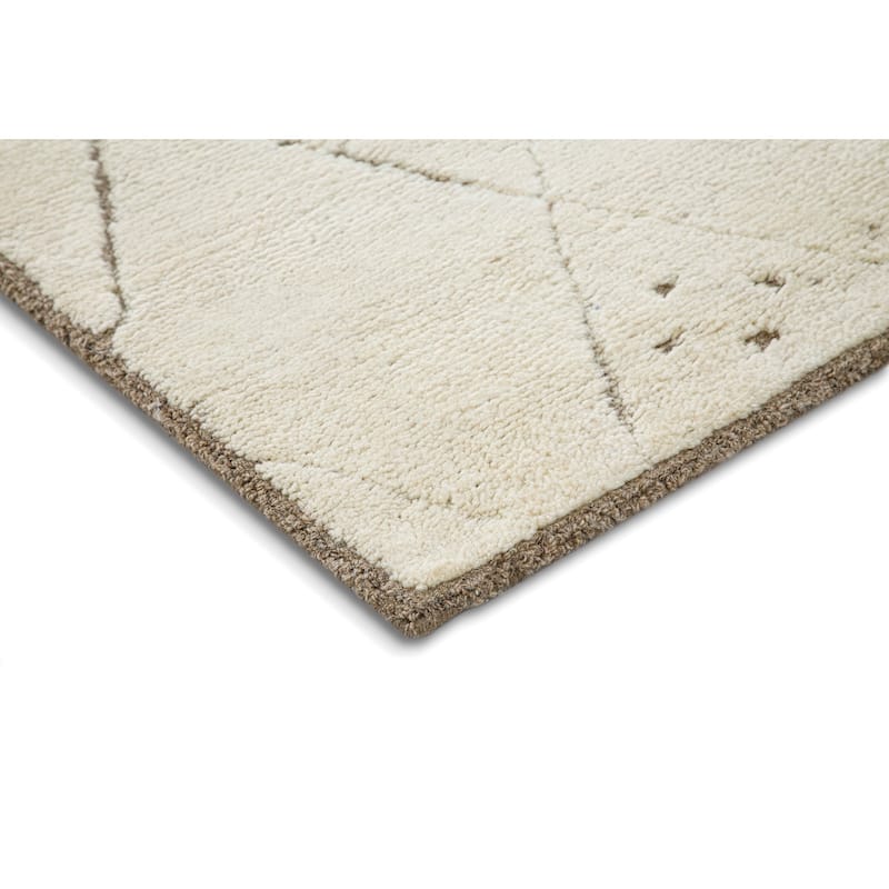 Terra by Obeetee Adab Morrocan Lines Brown Rug