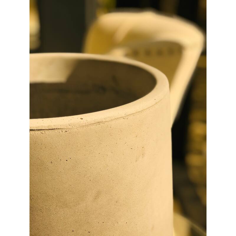 Kante Round Concrete Planter (Set of 3 Sizes), Outdoor/Indoor(Concrete Grey)