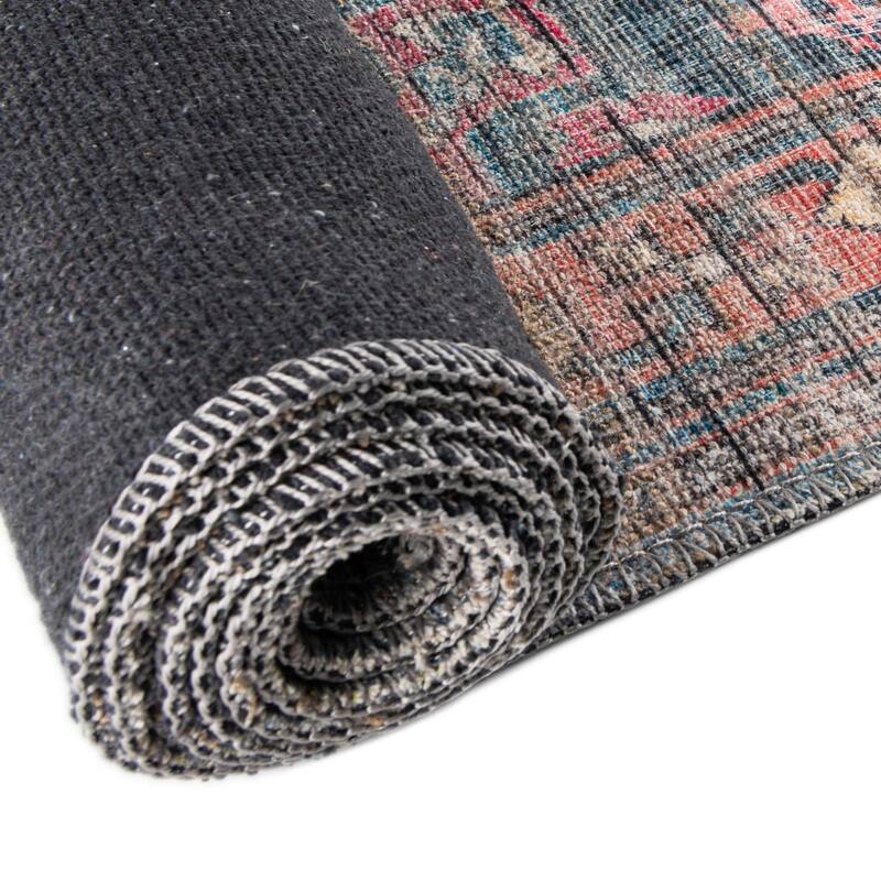 Transitional Pria Collection Area Rug