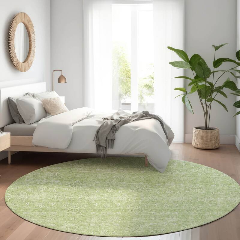 Machine Washable Indoor/ Outdoor Chantille Traditional Floral Rug - Aloe - 8' x 8'