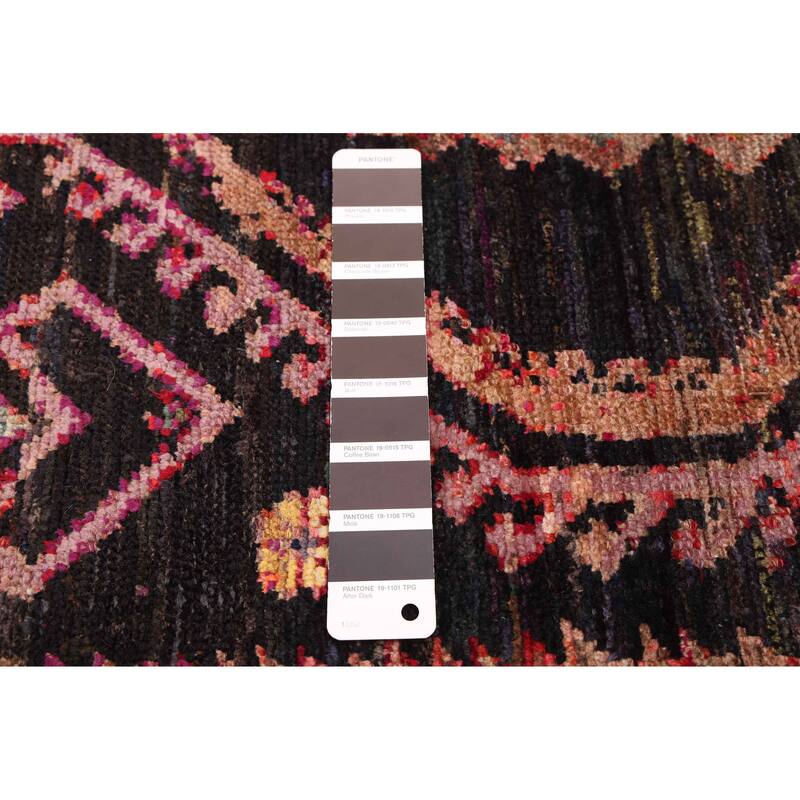 ECARPETGALLERY Hand-knotted Andelz Black Wool Rug - 3'11 x 6'5