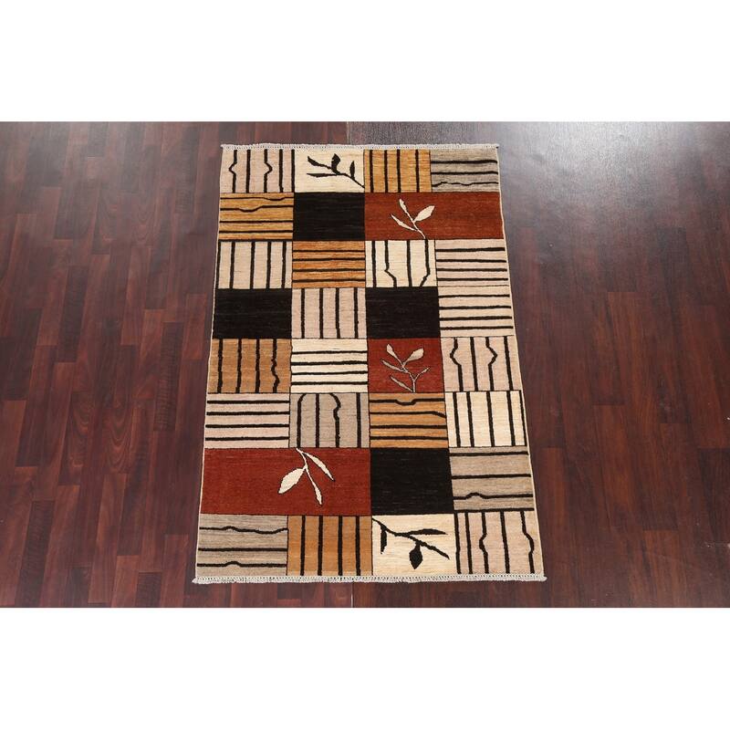 Gabbeh Kashkoli Contemporary Area Rug Wool Hand-knotted Foyer Carpet - 4'1" x 6'2"