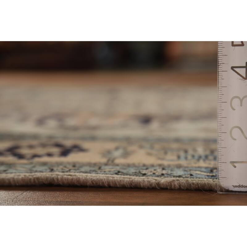 Hand Knotted Oriental 100% Wool Carpet Traditional Medallion Beige & Ivories Heriz (serapi) Area Rug - 9' 7'' X 6' 5''
