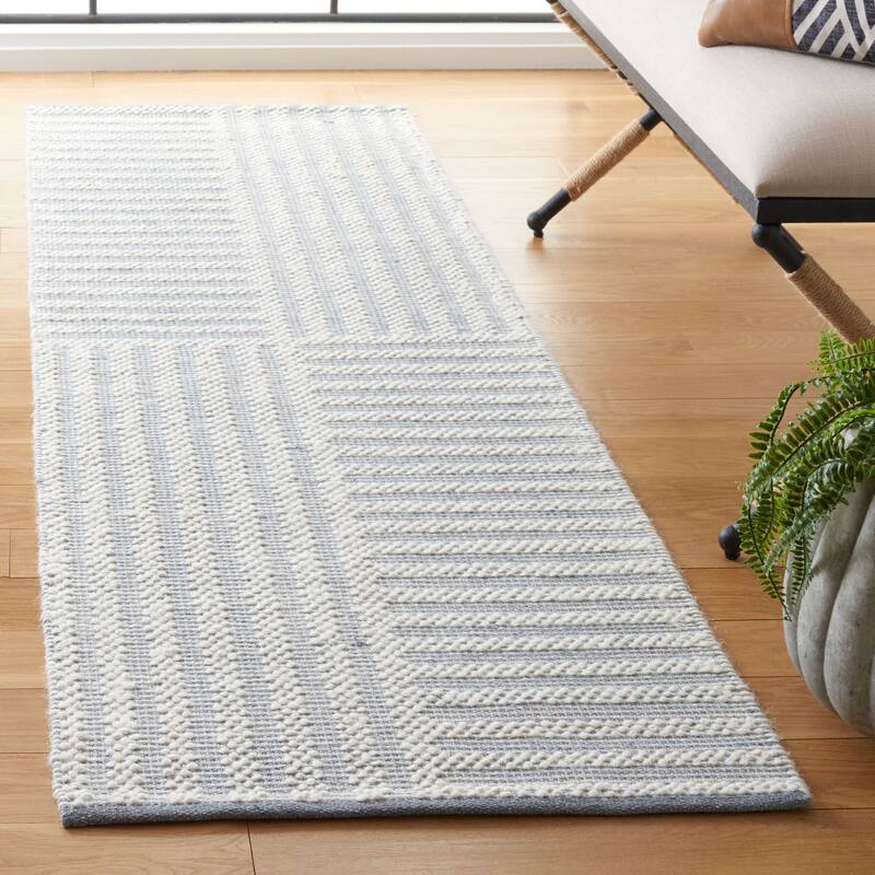 SAFAVIEH Handmade Natura Reagan Geometric Wool Rug - 2'3" x 8' Runner - Ivory/Grey