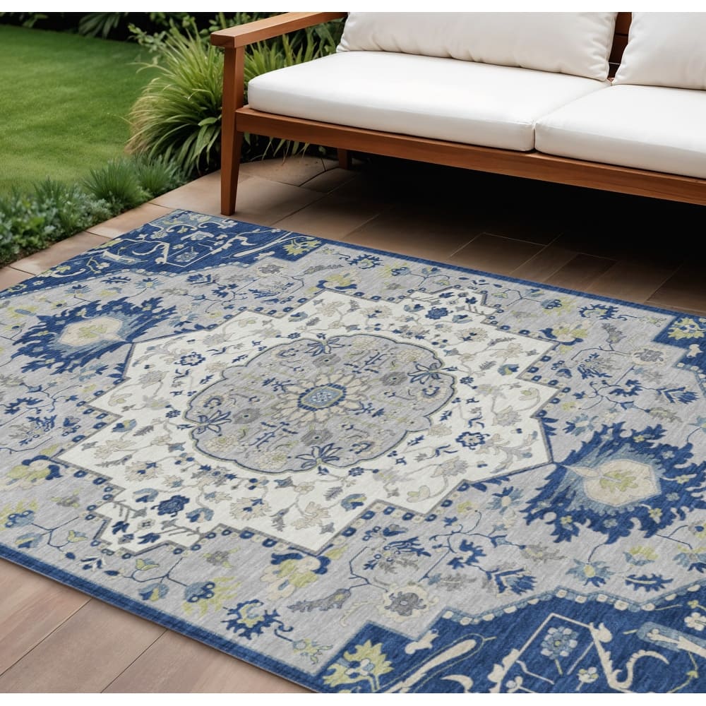 HomeRoots Oriental Traditional Rectangle Outdoor Rug