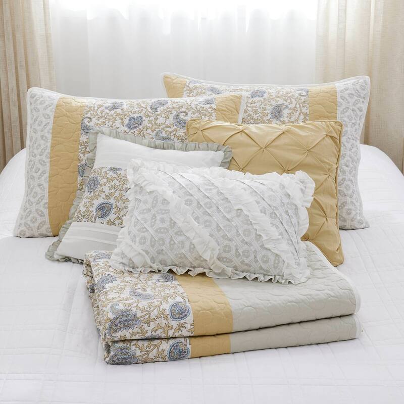 Madison Park Vanessa 6 Piece Cotton Percale Quilt Set with Throw Pillows