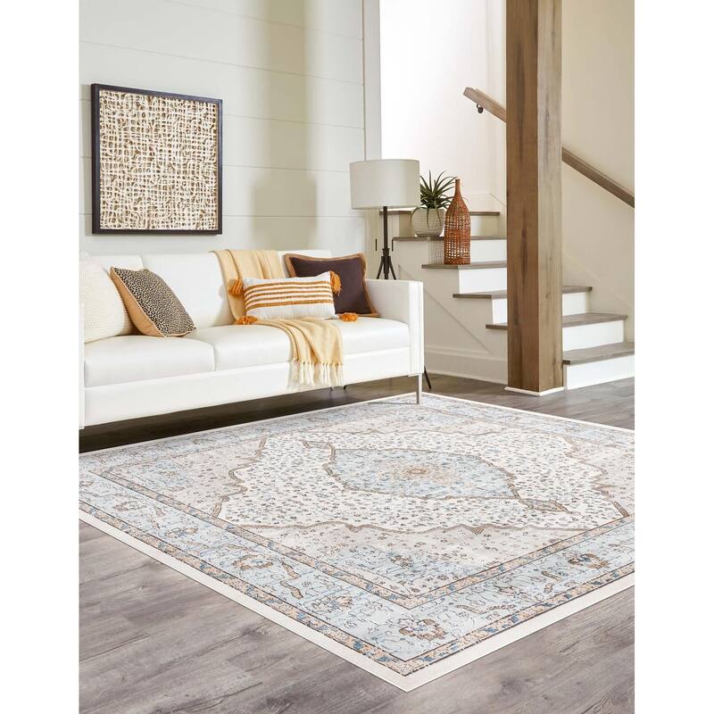 Traditional Jeopok Collection Area Rug