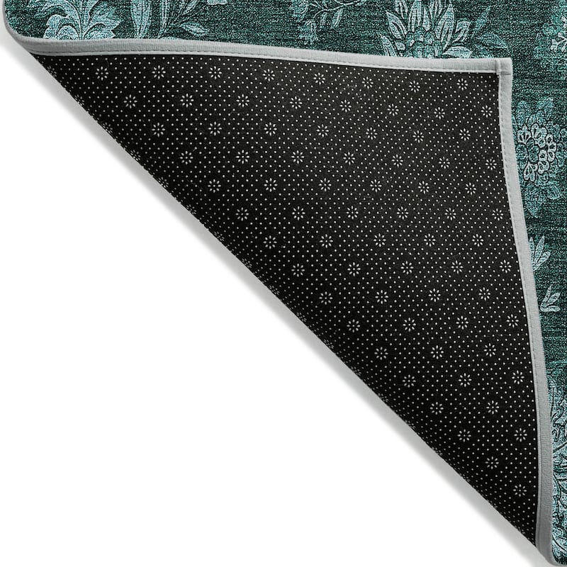 Machine Washable Indoor/ Outdoor Chantille Floral Farmhouse Rug