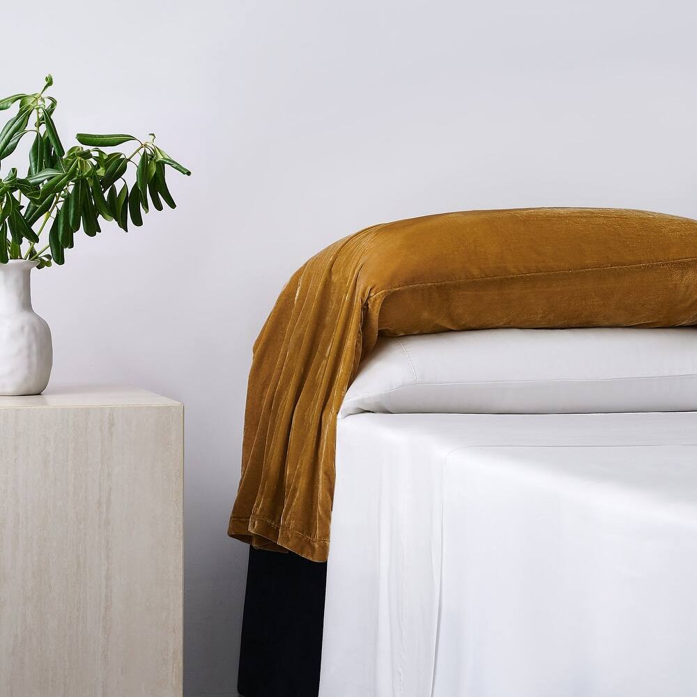 HiEnd Accents Stella Faux Silk Velvet Romantic Western Waterfall 2 Piece Pillowcase Set