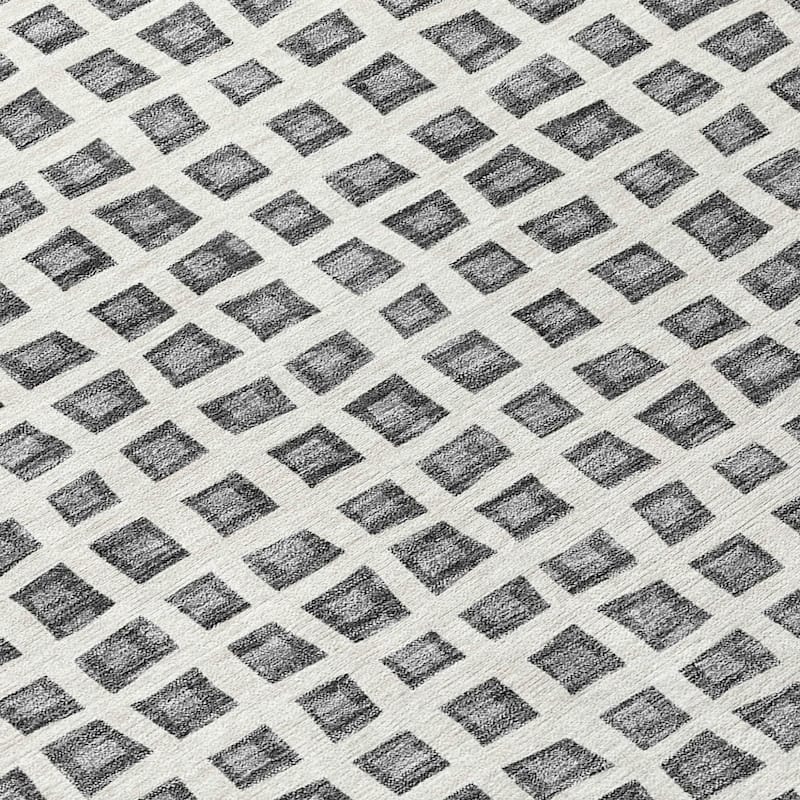 HomeRoots Geometric Transitional Rectangle Outdoor Rug