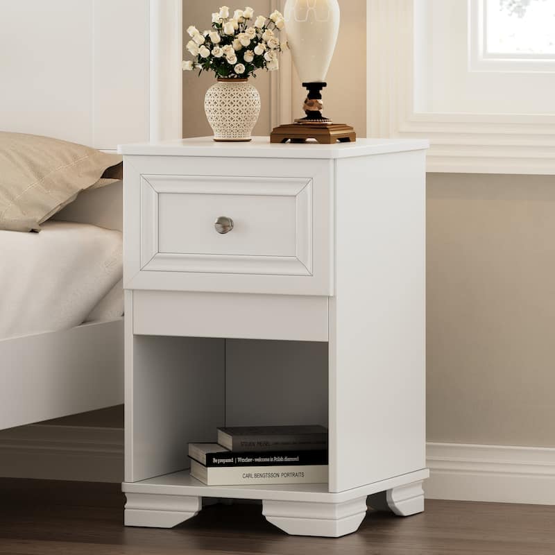 Nightstand With Drawer And Open Shelf, Retro Style Bedside Table With Classic Design And Metal Handle