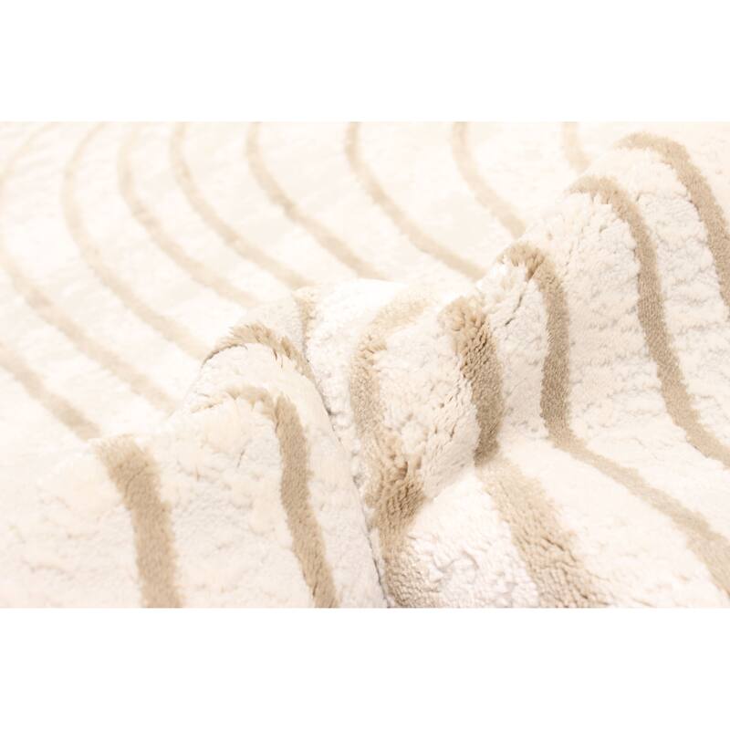 ECARPETGALLERY Machine Made Sienna Ivory Area Rug
