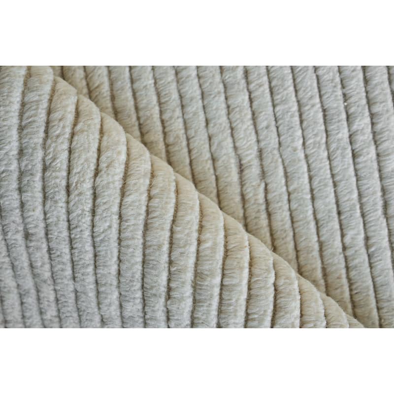EXQUISITE RUGS Kaza Hand-loomed New Zealand Wool Ivory Area Rug.