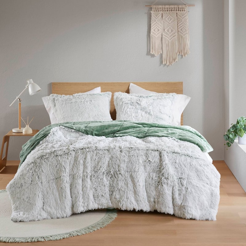 Intelligent Design Leena Shaggy Long Fur Comforter Mini Set - Green/White - King