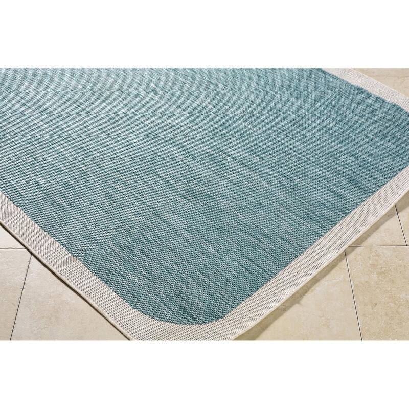 Livabliss Miami Beach Traditional Indoor/Outdoor Area Rug