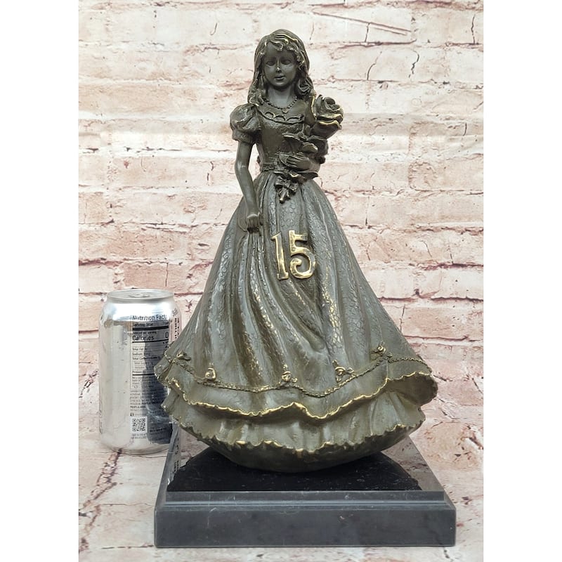 Bronze Quinceañera Girl Statue - Elegant 15Th Birthday Decor