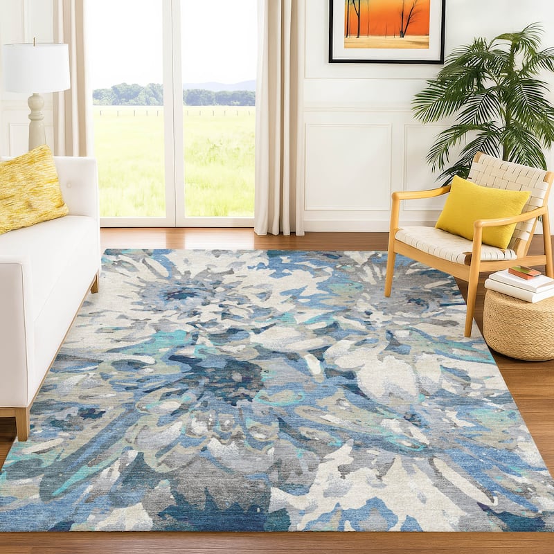 Machine Washable Indoor/ Outdoor Abstract Floral Chantille Rug