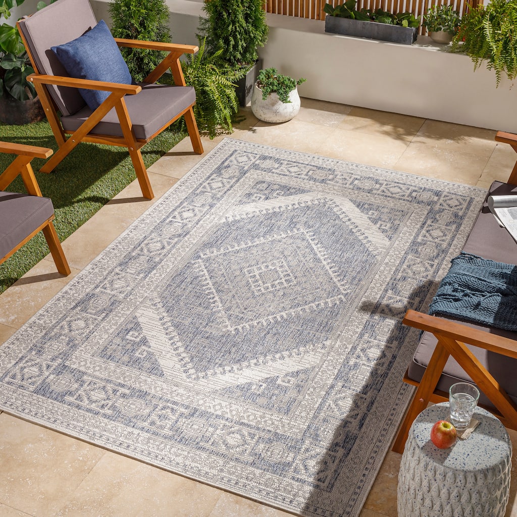 Livabliss Kelia Global Medallion Indoor/ Outdoor Area Rug