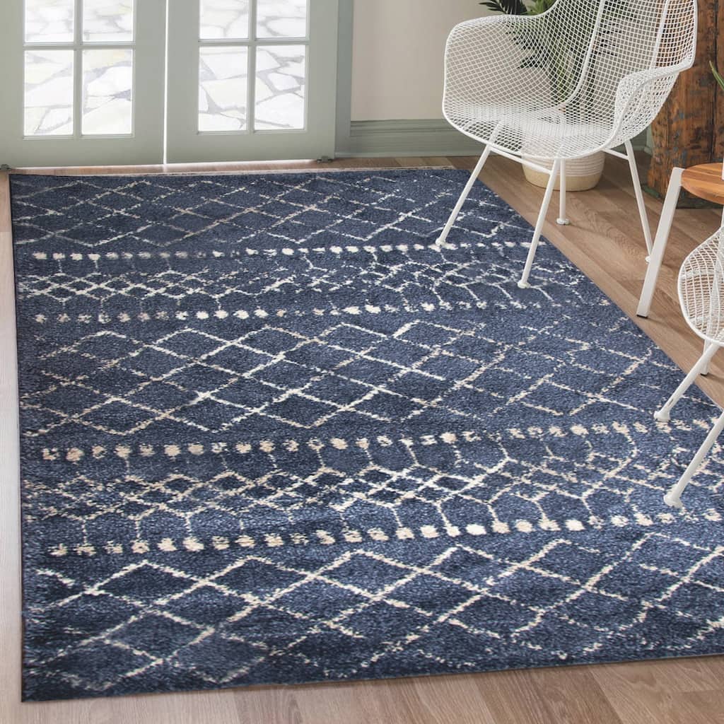 Daku Collection Moroccan Distressed Area Rug