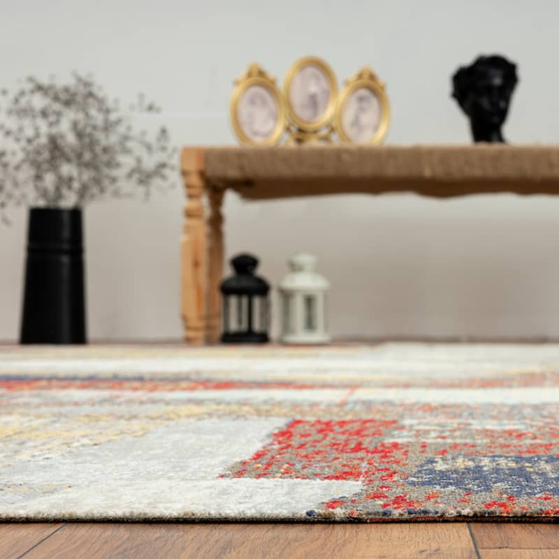 N Natori 24-Seven Outdoor/Indoor Abstract Multi/Red/Off-White Area Rug