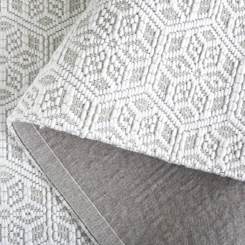 SAFAVIEH Handmade Marbella Malya Rug